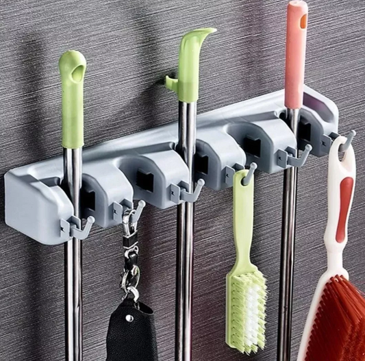 Organizador (colgador) de Escobas con Ganchos de Aseo